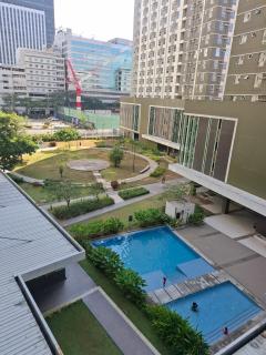 Cozy Studio with Pool and Netflix at Cebu IT Park - 9