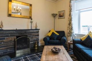 nc500 Schoolhouse 3 Bed Van Car Bike Parking - 9