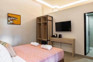 Jivaeri Luxury Suites - 4