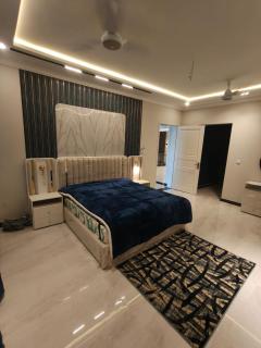 Durrani Luxury Villa - 3