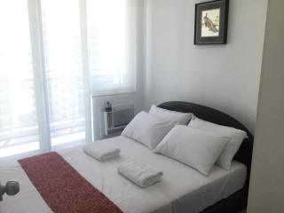 Azure Urban Resort Residences - 6