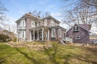 Historic 1855 Victorian Home - 9