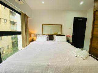 ConnektHomes -Modern 3Bed3Bath in Prime Bandra Neighborhood - 1