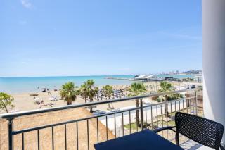 Toro Beachfront Hotel - 5