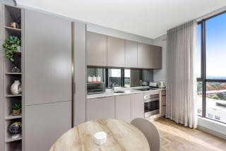 A modern Rosebank sanctuary- The One Rosebank - 1