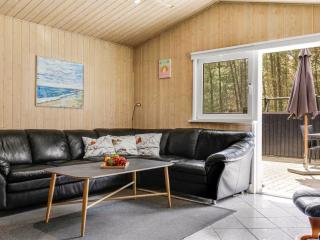 Holiday Home Jul - 900m from the sea by Interhome - 7