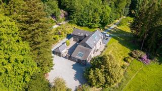 Plas Madoc Coach House - 4