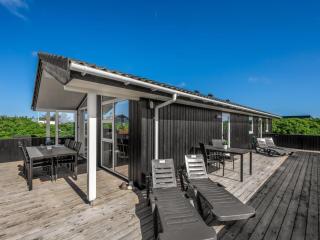 Holiday Home Erza - 500m from the sea by Interhome - 2
