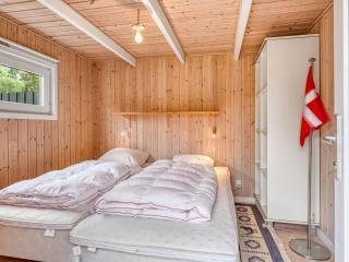 Holiday Home Heggi - 900m from the sea by Interhome - 1
