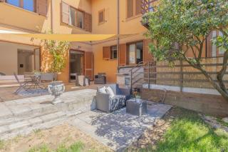 Mandarina House - 1