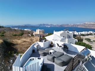 Villa Solasta #2 with jacuzzi in Santorini - 4