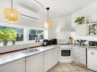 Holiday Home Henryette - 200m from the sea by Interhome - 7