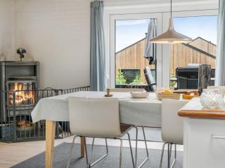 Holiday Home Bedri - 800m from the sea by Interhome - 4