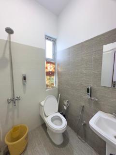 Musafir Retreat- Private Balcony -Air Conditioned -Netflix- Amazon- YT Premium - 2