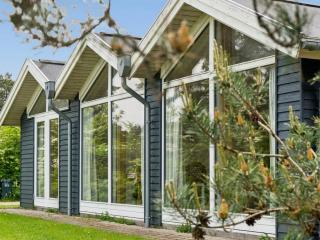 Holiday Home Carmen - 25m from the sea by Interhome - 5