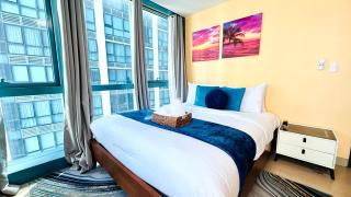 LARGE BGC 2BR, Perfect for 6, Steps to Mitsukoshi, 300Mbps Fiber 25R - Manila - 8