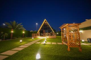 A-Frame Farm Retreat Abu Dhabi 2BR Cabin - 3