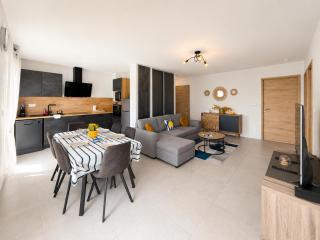 Heron apt confortable avec belle terrasse vue dégagée sur champs 3 chambres parking privatif à 900 m de la plage d'Asnelles et tous commerces, bars et restaurants près de Bayeux sur plages du débarquement - 7