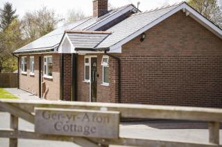 Ger Yr Afon - 7