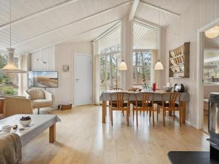 Holiday Home Ros - 350m from the sea by Interhome - 9