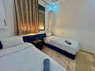 Beautiful apartment in a good location, Netflix, Wifi, AC - 4
