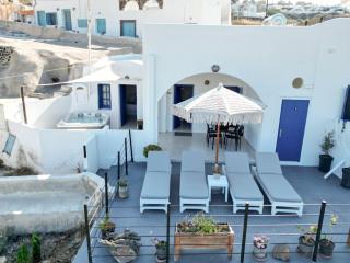 Villa Solasta #1 with jacuzzi in Santorini - 2