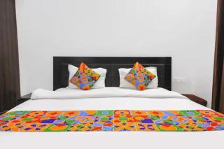FabHotel Khalsa Homestay - 2
