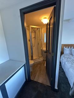 Self contained property - 2