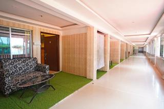 Lake View Village Resort - 9