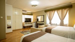 Scents & Suites Luxury Villa - 4
