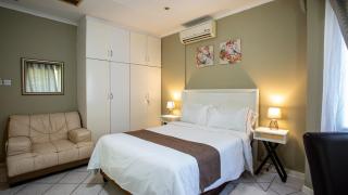 Scents & Suites Luxury Villa - 1