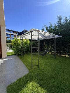 Cozy White villa - 9