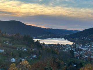 Chalet Panoramic Lodge, Spa avec vue lac et cinéma - 7