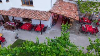 Hostel & Bujtina Darian - 2