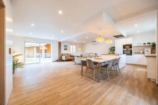 Villa familiale avec piscine et salle de jeux - 8