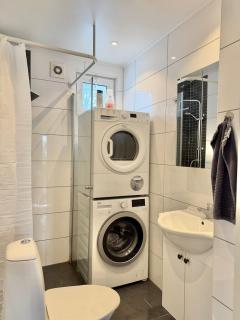 3 Bedroom Apartment With 6 Beds For Workers And Families Free Parking - 6