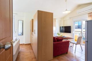 Modern City-Center Studio in the Heart of Kalamata - 2