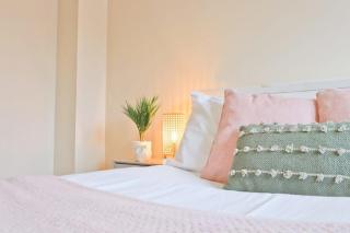 Two Bedroom Townhouse walking distance from Bristol Temple Meads - 1