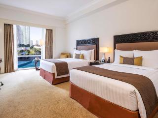 Fairmont Makati - 9