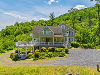 2 Mountain Retreats w 16 Bedrooms Hot Tubs & More - 5