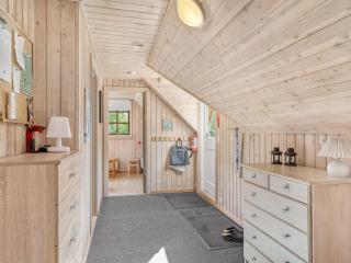 Holiday Home Niesina - 600m to the fjord by Interhome - 9