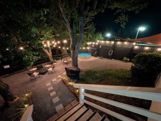Cowboys Cottage Cozy Farmhouse Retreat - 1
