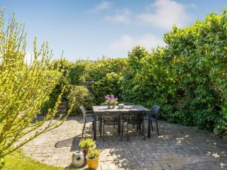 Holiday Home Fokke - 450m from the sea by Interhome - 5