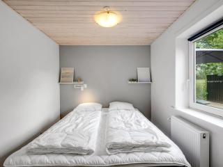 Holiday Home Eino - 150m from the sea by Interhome - 2