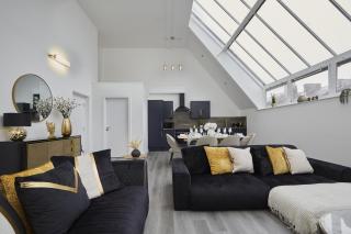 Hayy Modern Penthouse Near Bradford City Centre - 4