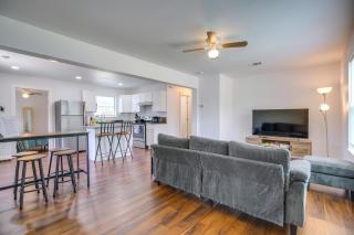 7 Mi to Dtwn SATX! Bright Home w/ Yard & Grill - 6