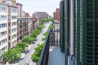 Feel at Sants Apartments - 8