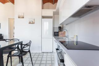 Feel at Sants Apartments - 5