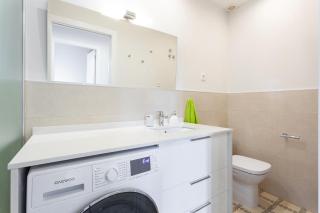 Feel at Sants Apartments - 9