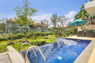 The Ocean Resort Beach Danang - 4